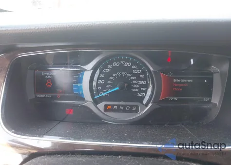 2015 Ford Taurus Limited z USA, uszkodzony, nr VIN 1FAHP2F8XFG170735